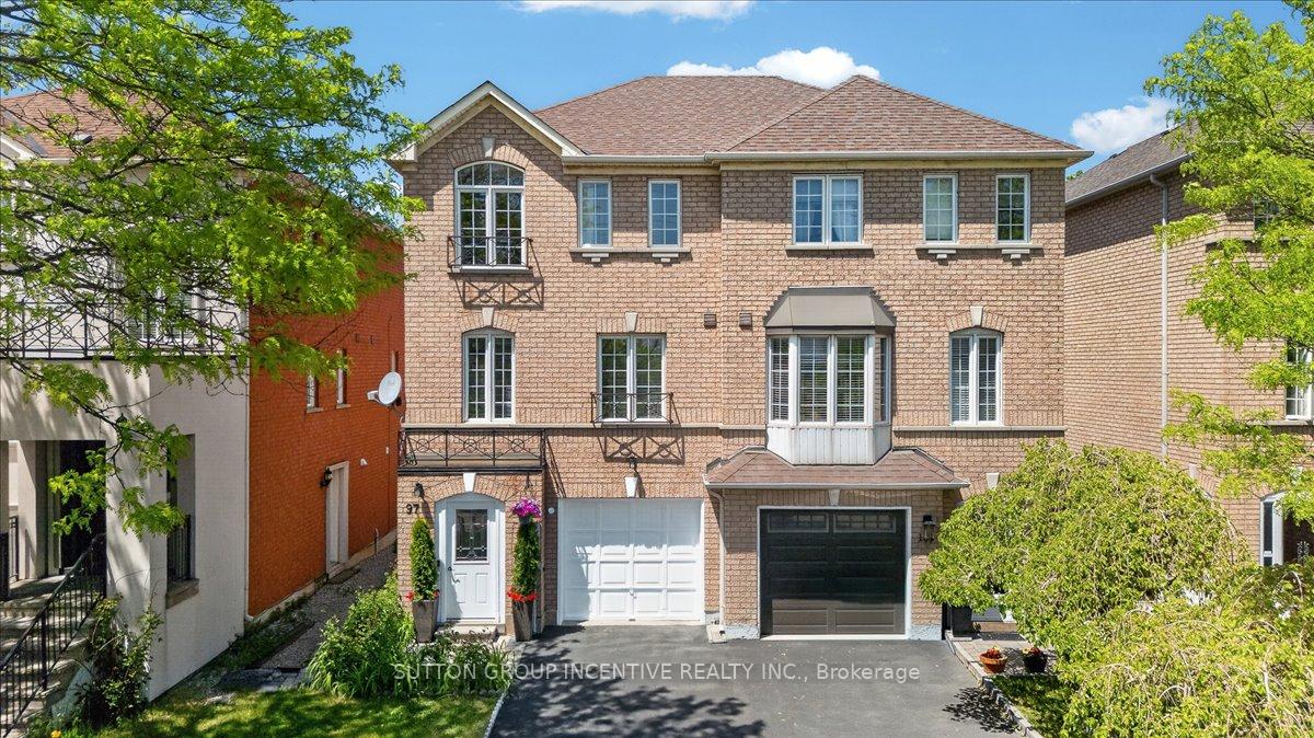 97-yellowood-circle-vaughan-ontario-n13814032