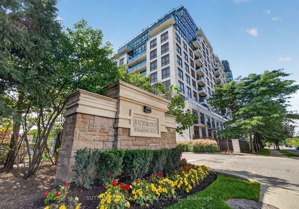 18-harding-boulevard-richmond-hill-ontario-n13814100