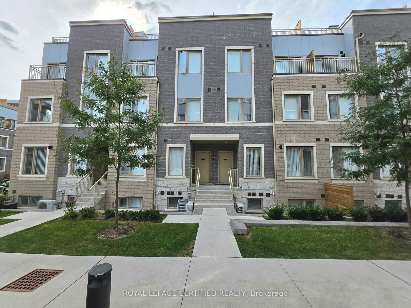 151-honeycrisp-crescent-vaughan-ontario-n13815664