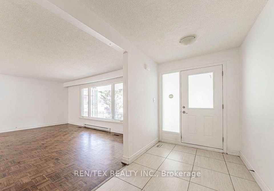 75-stockdale-crescent-richmond-hill-ontario-n13815678