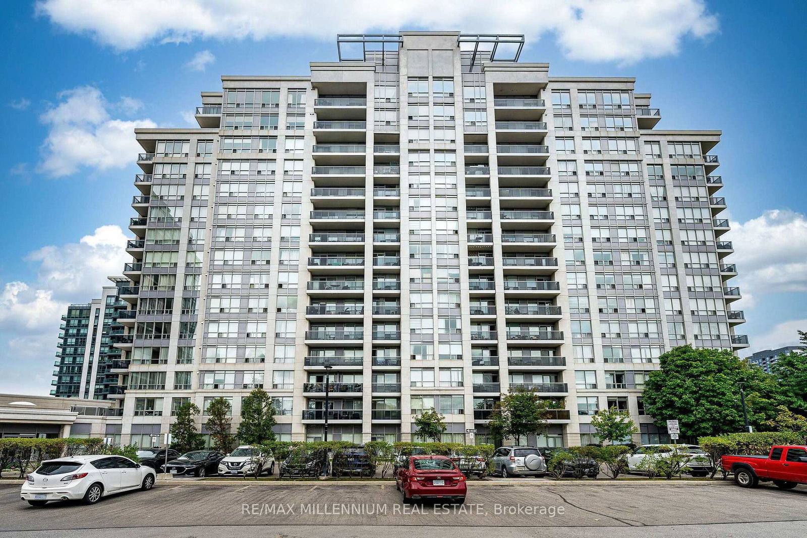 50-disera-drive-vaughan-ontario-n13816234