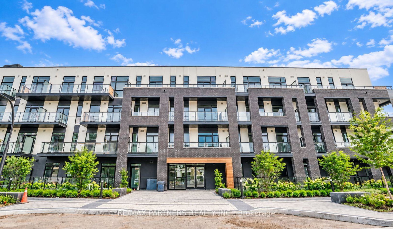 1-climo-lane-markham-ontario-n13816710