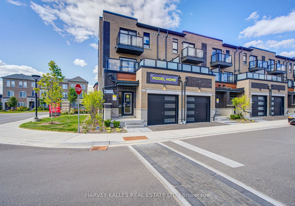 10-lytham-green-circle-newmarket-ontario-n13816814