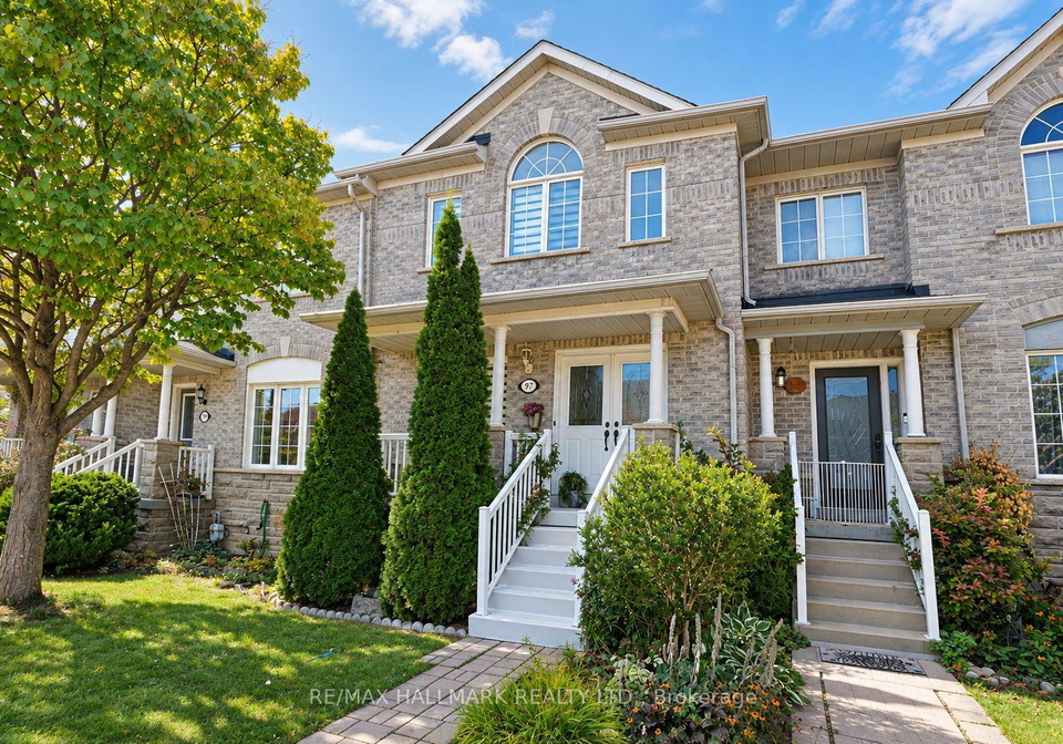 97-benjamin-hood-crescent-vaughan-ontario-n13816844