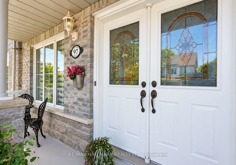 97-benjamin-hood-crescent-vaughan-ontario-n13816844