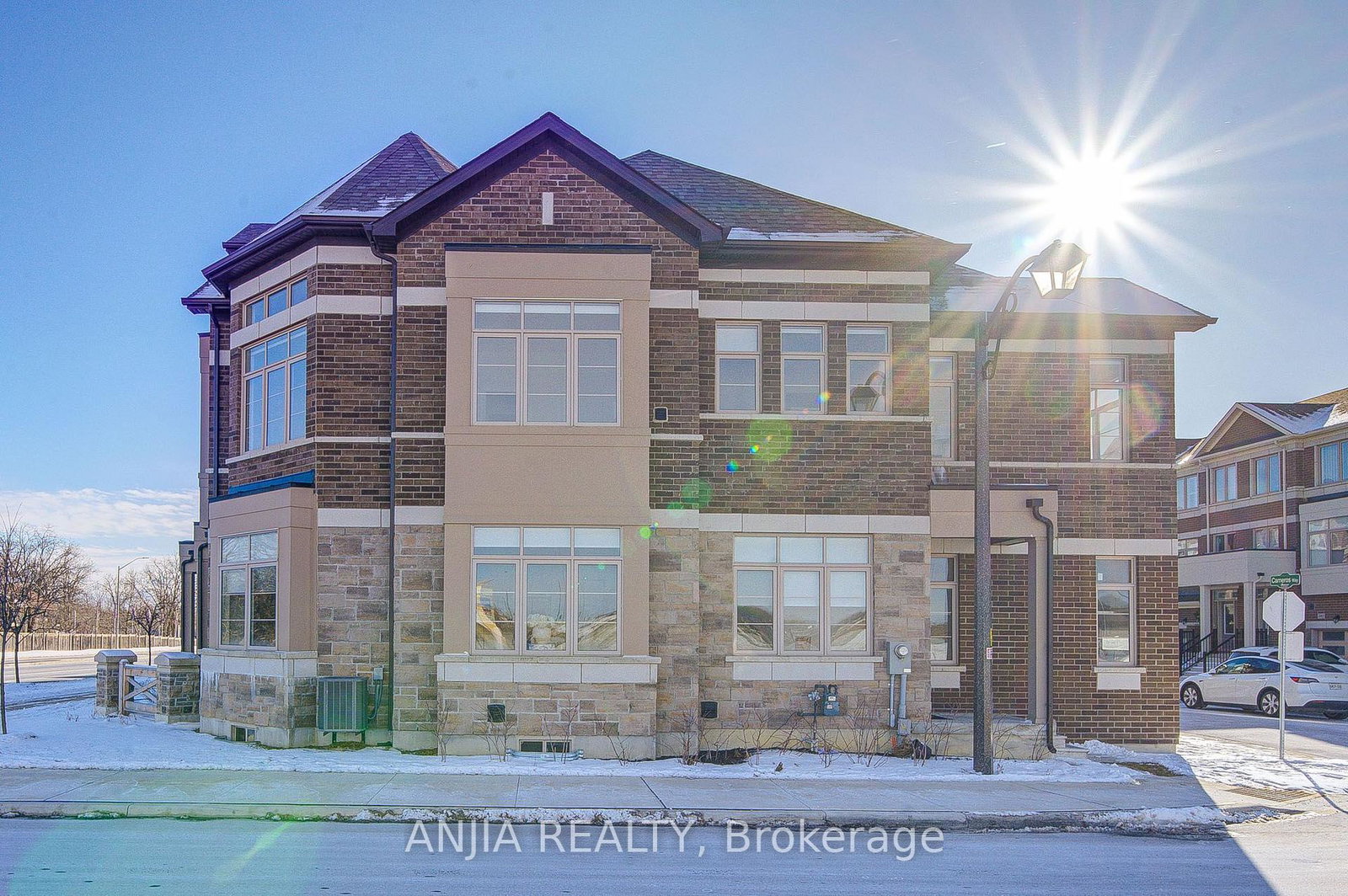111-carneros-way-markham-ontario-n13817000