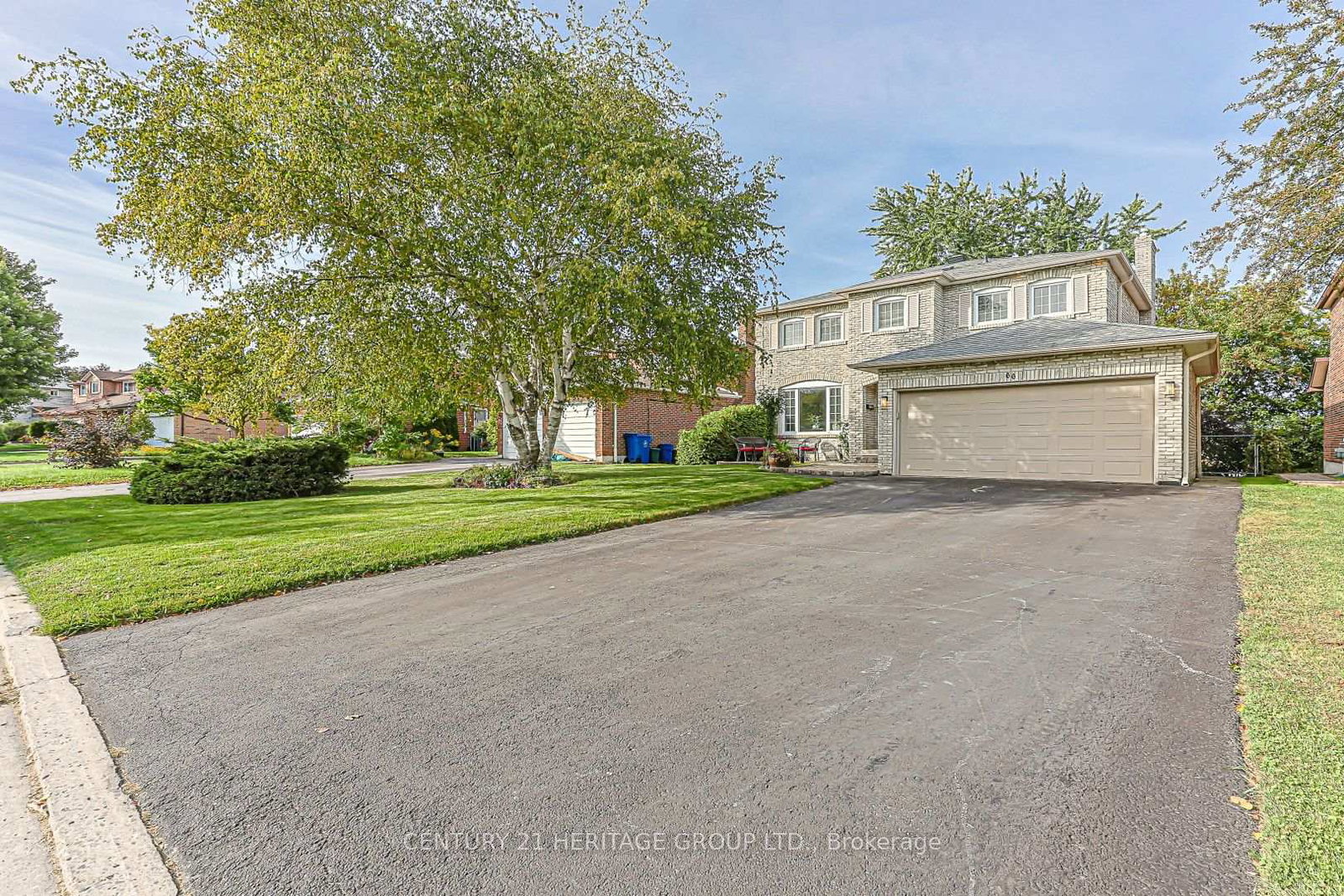 66-howlett-avenue-newmarket-ontario-n13817698