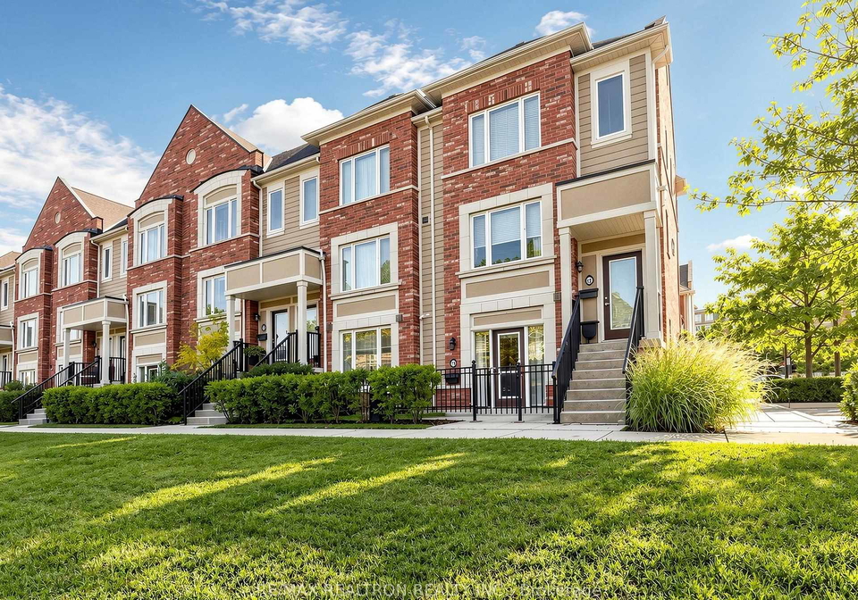 16-walter-dove-court-aurora-ontario-n13817722