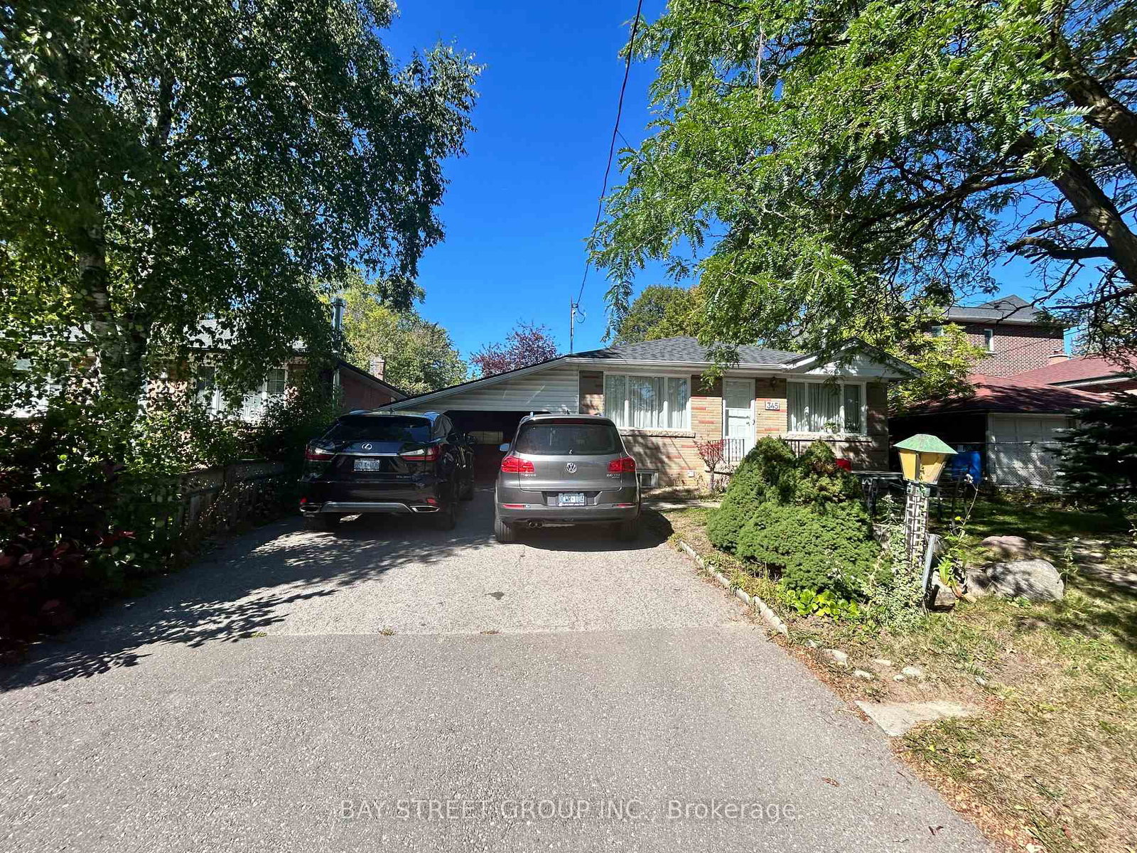 345-centre-street-e-richmond-hill-ontario-n13817876
