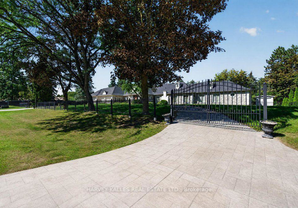 28-putting-green-crescent-vaughan-ontario-n13818322