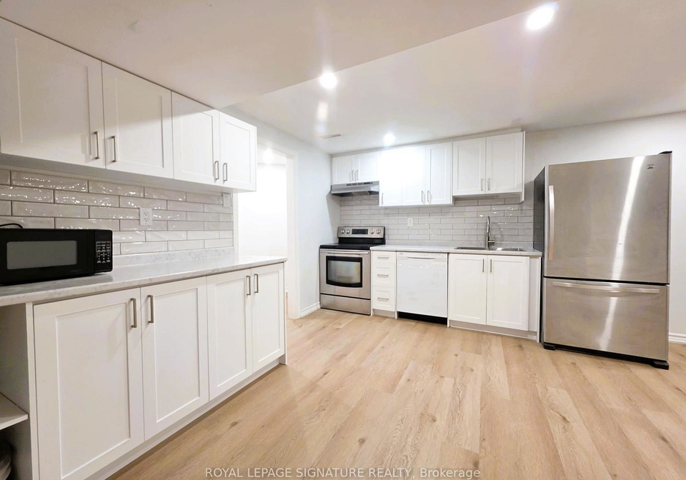 148-tamarac-trail-aurora-ontario-n13819894