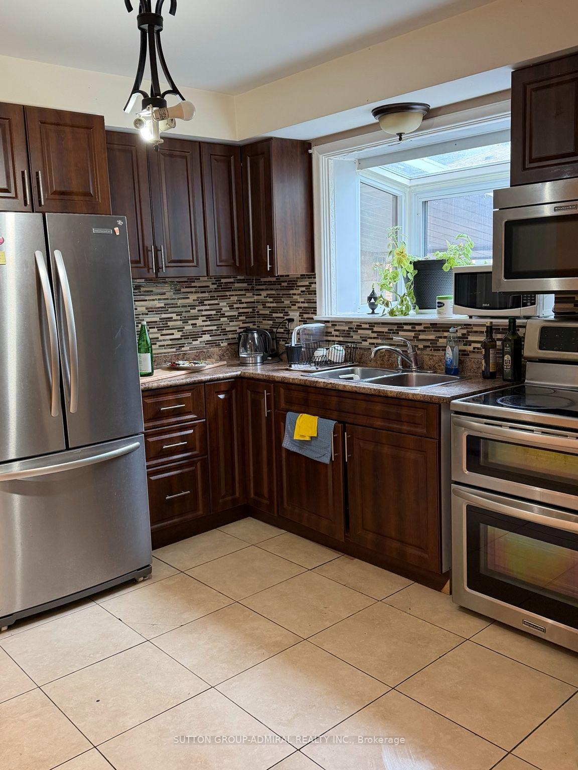 237-zelda-crescent-richmond-hill-ontario-n13820048