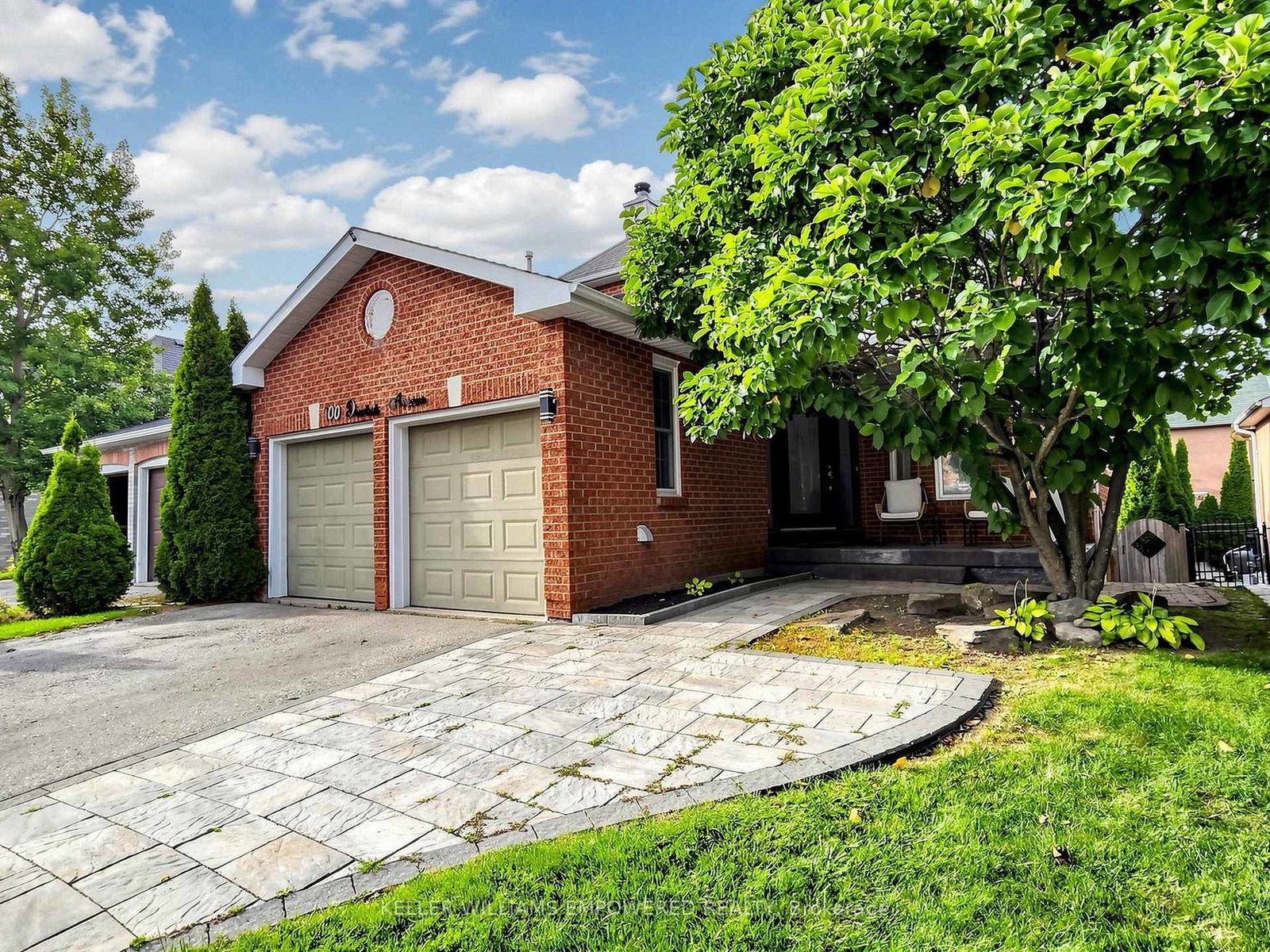 100-dawlish-avenue-aurora-ontario-n13820194