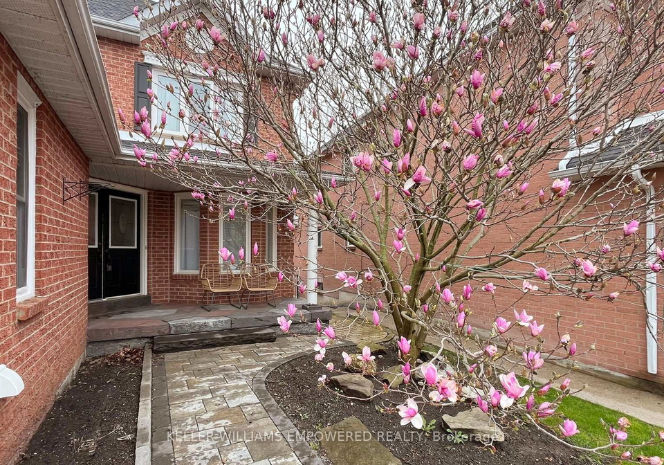 100-dawlish-avenue-aurora-ontario-n13820194