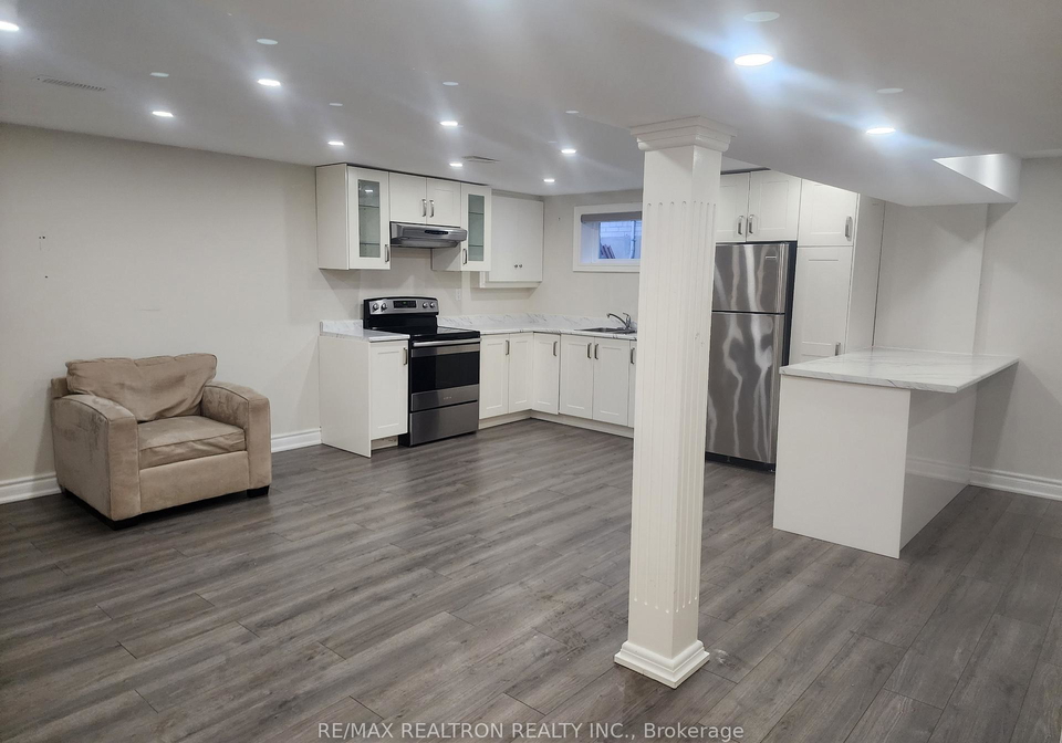 426-crosby-avenue-richmond-hill-ontario-n13821760
