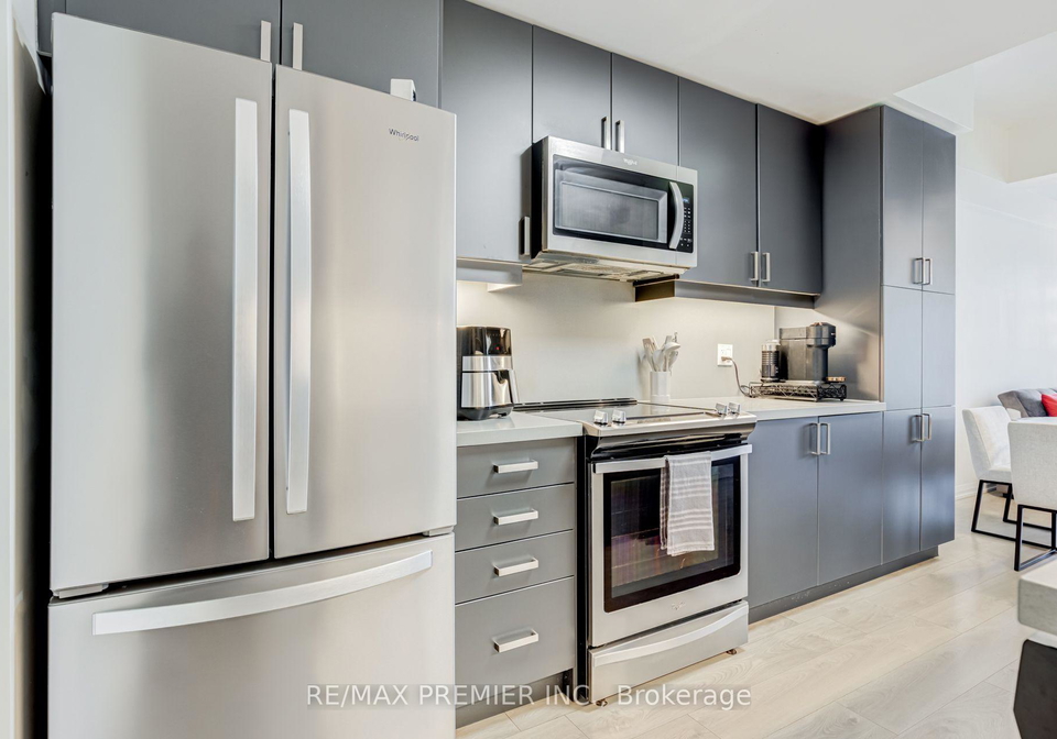 1010-portage-parkway-vaughan-ontario-n13821808