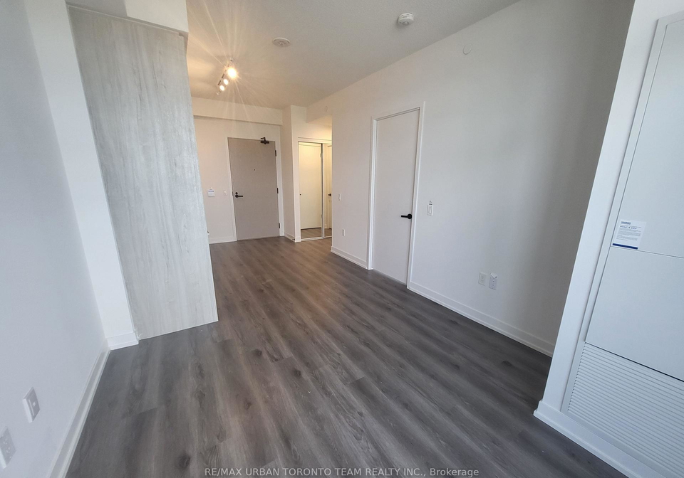 225-commerce-st-street-vaughan-ontario-n13822320