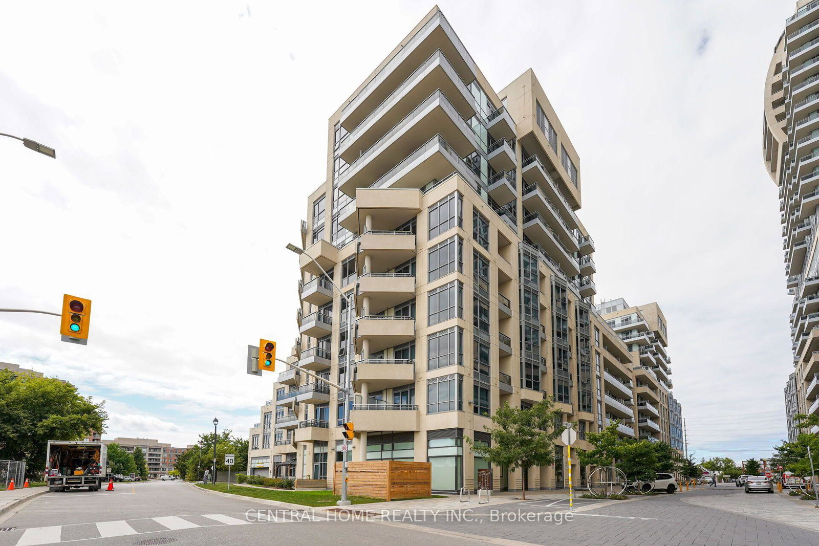 9199-yonge-street-richmond-hill-ontario-n13822408