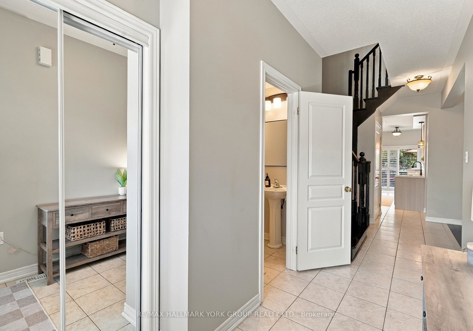 19-caserta-street-georgina-ontario-n13822672