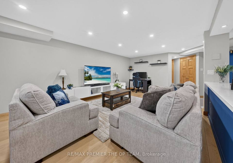100-arbors-lane-vaughan-ontario-n13822910