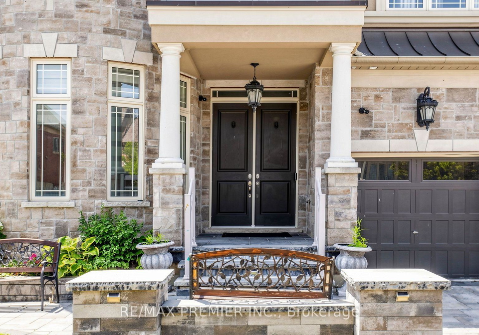 12-paradise-valley-trail-king-ontario-n13822912