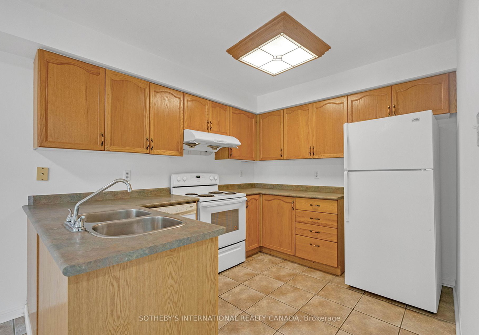 94-formosa-drive-richmond-hill-ontario-n13823544