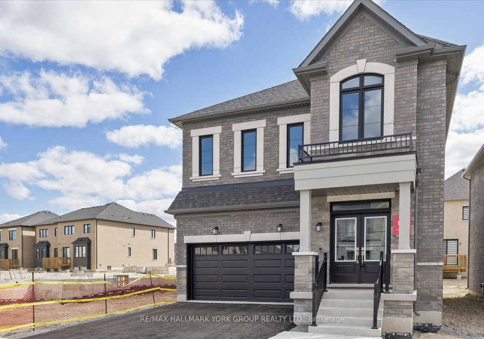 278-walter-english-drive-east-gwillimbury-ontario-n13823818