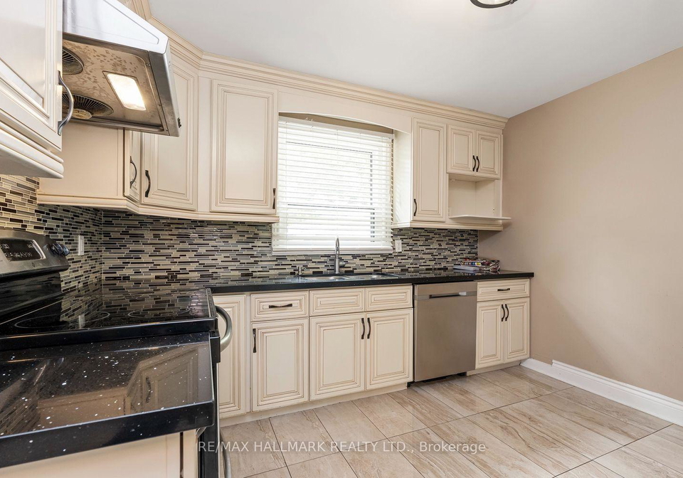 245-elmwood-avenue-richmond-hill-ontario-n13824940