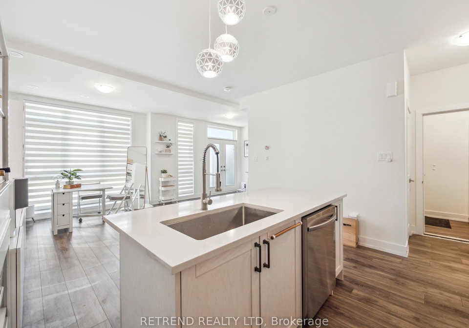 1-bond-crescent-richmond-hill-ontario-n13825952