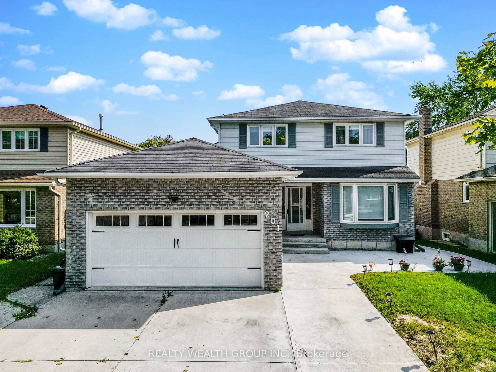 201-biscayne-boulevard-georgina-ontario-n13827116
