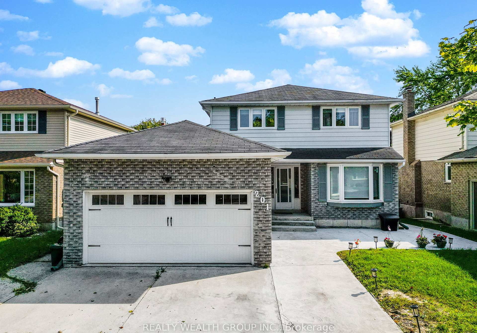201-biscayne-boulevard-georgina-ontario-n13827116