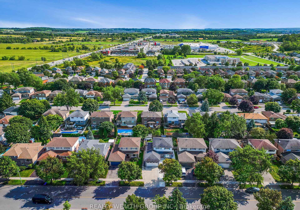 201-biscayne-boulevard-georgina-ontario-n13827116