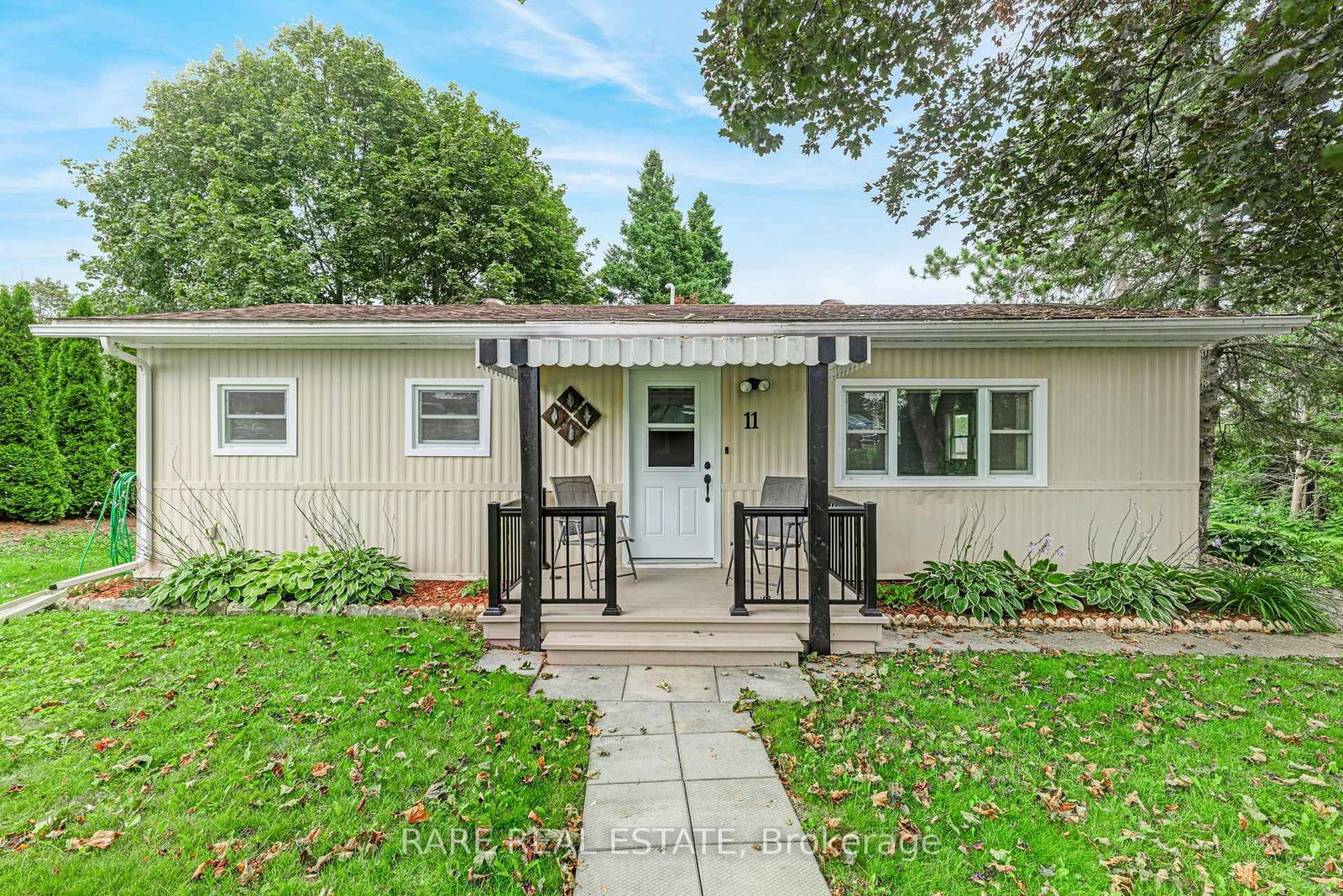 11-hawthorne-drive-innisfil-ontario-n13827572