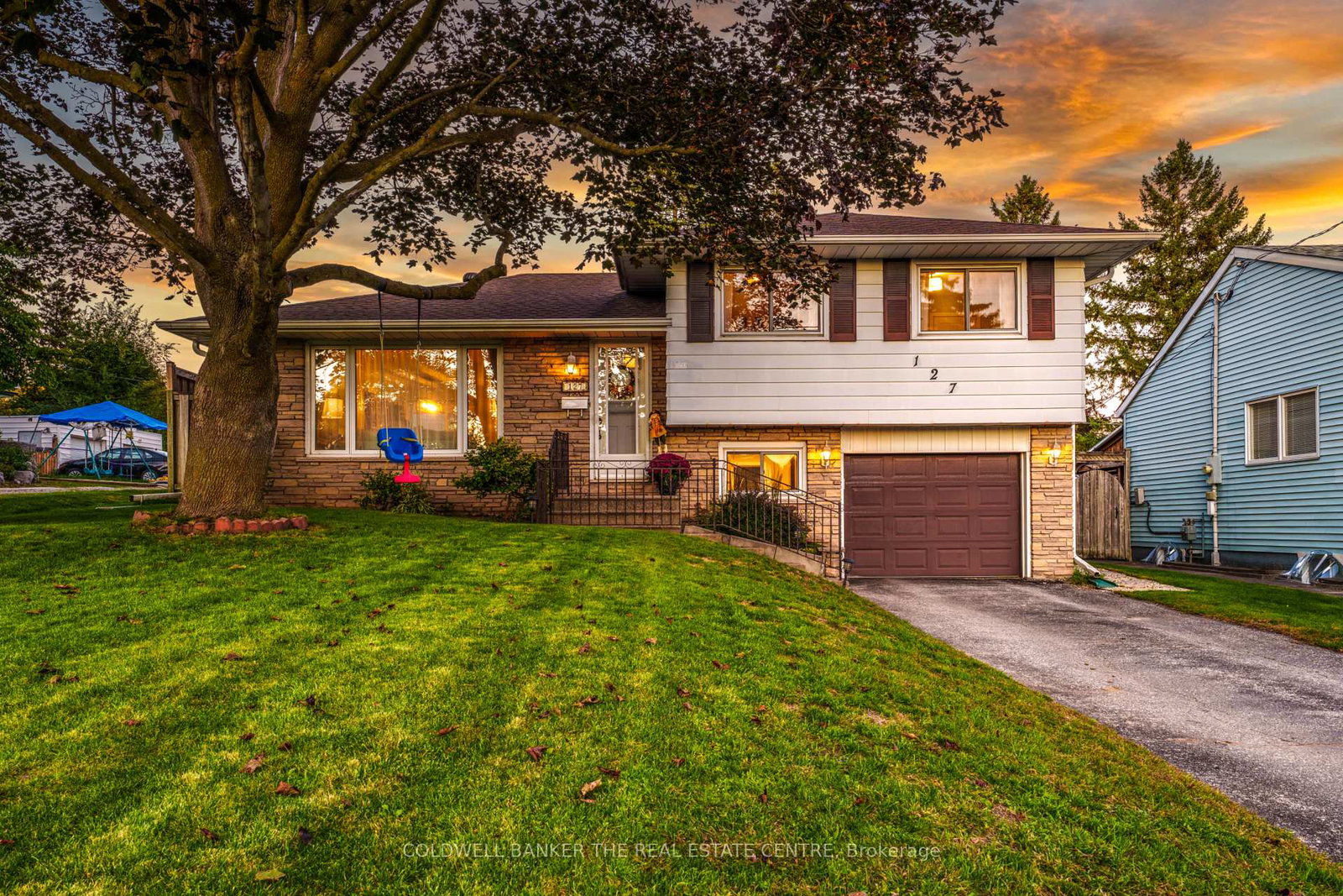 127-roxborough-road-newmarket-ontario-n13827782