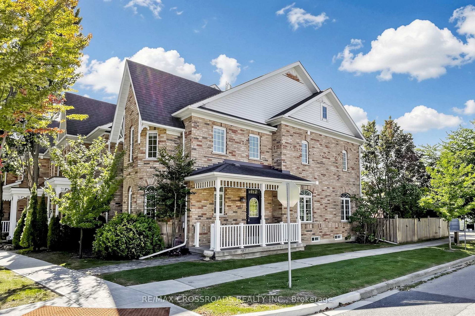 37-queens-plate-drive-markham-ontario-n13827954