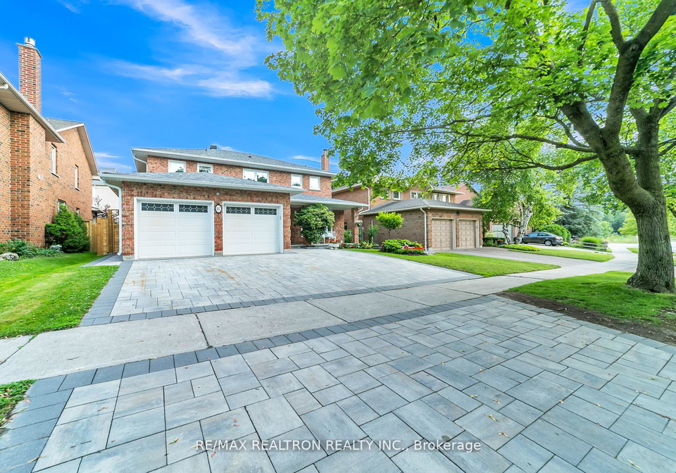107-golf-links-drive-aurora-ontario-n13828406