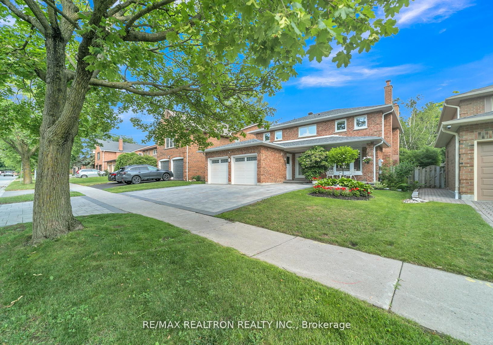 107-golf-links-drive-aurora-ontario-n13828406