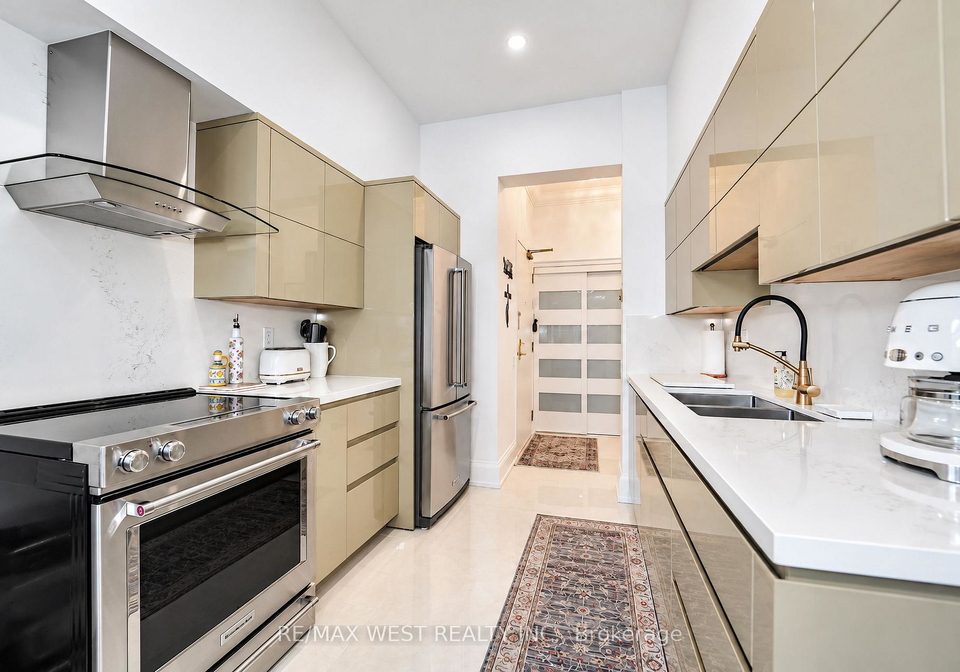 1-emerald-lane-vaughan-ontario-n13829016