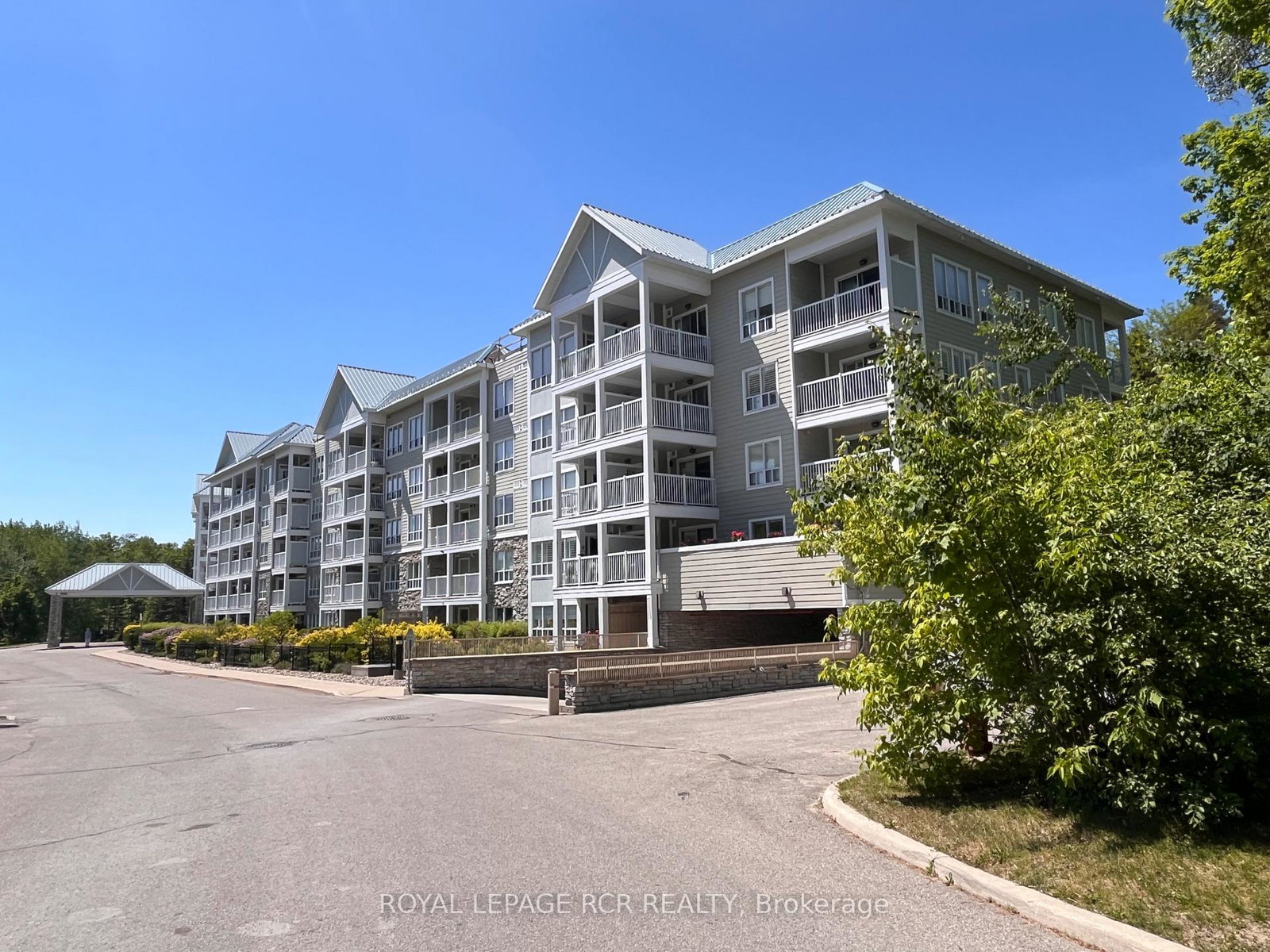 900-bogart-mill-trail-newmarket-ontario-n13829306