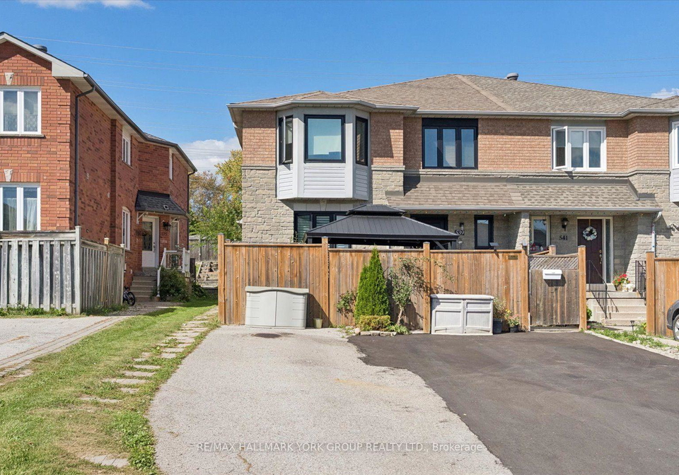 537-walpole-crescent-newmarket-ontario-n13830090
