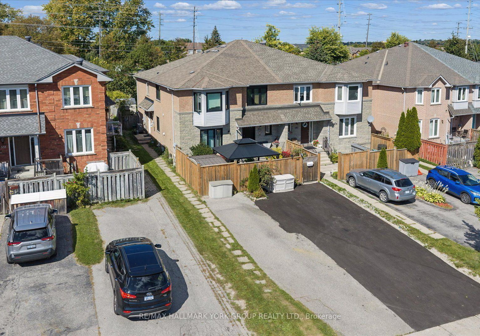 537-walpole-crescent-newmarket-ontario-n13830090