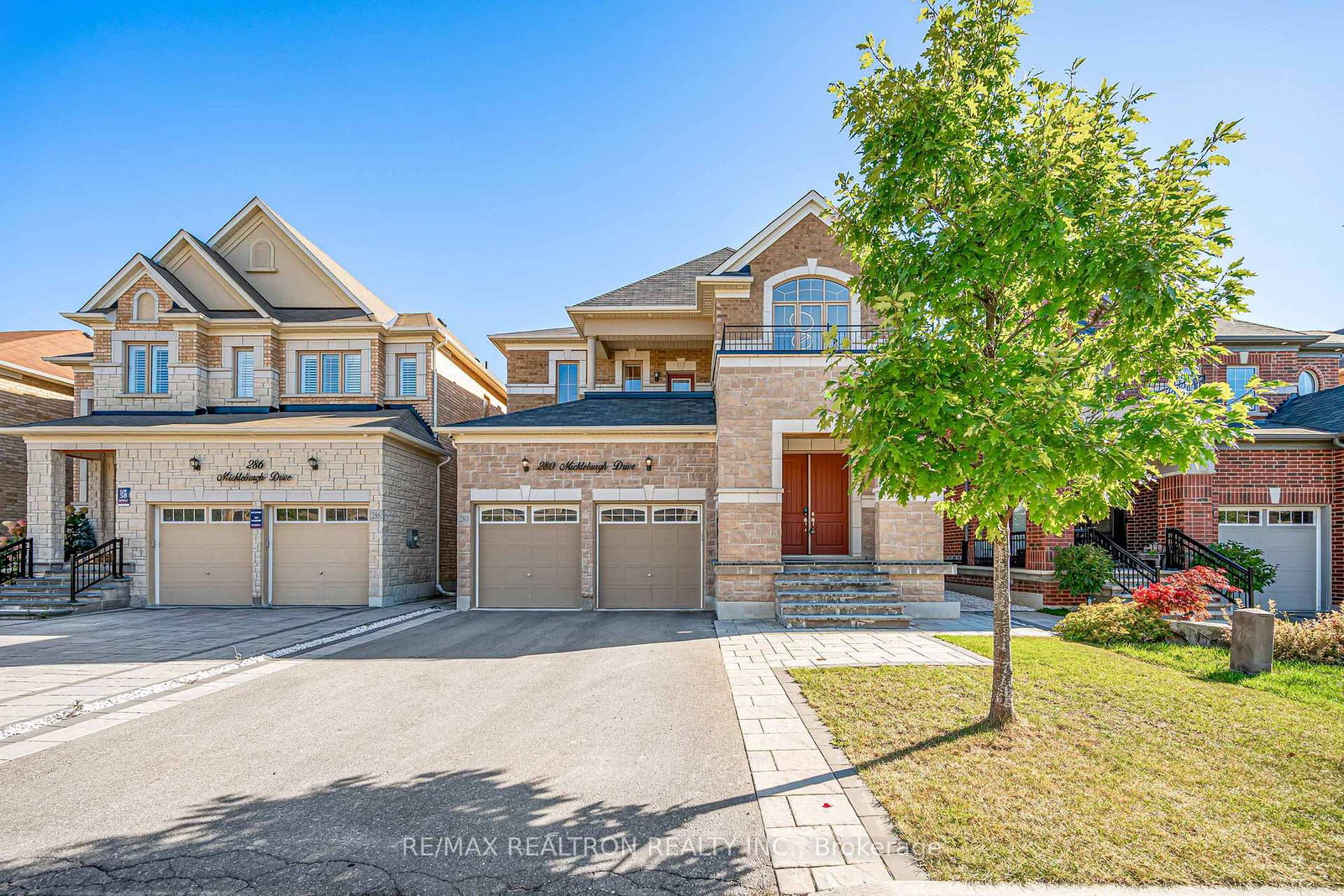 280-mickleburgh-drive-newmarket-ontario-n13830390