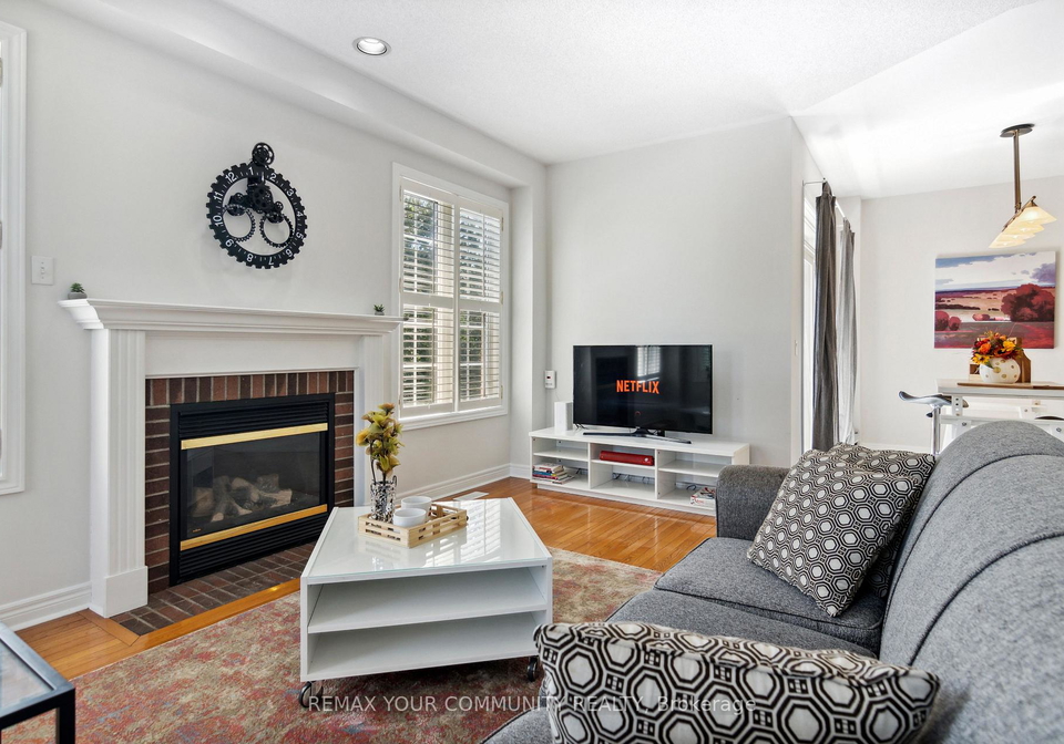 39-lark-crescent-richmond-hill-ontario-n13832382