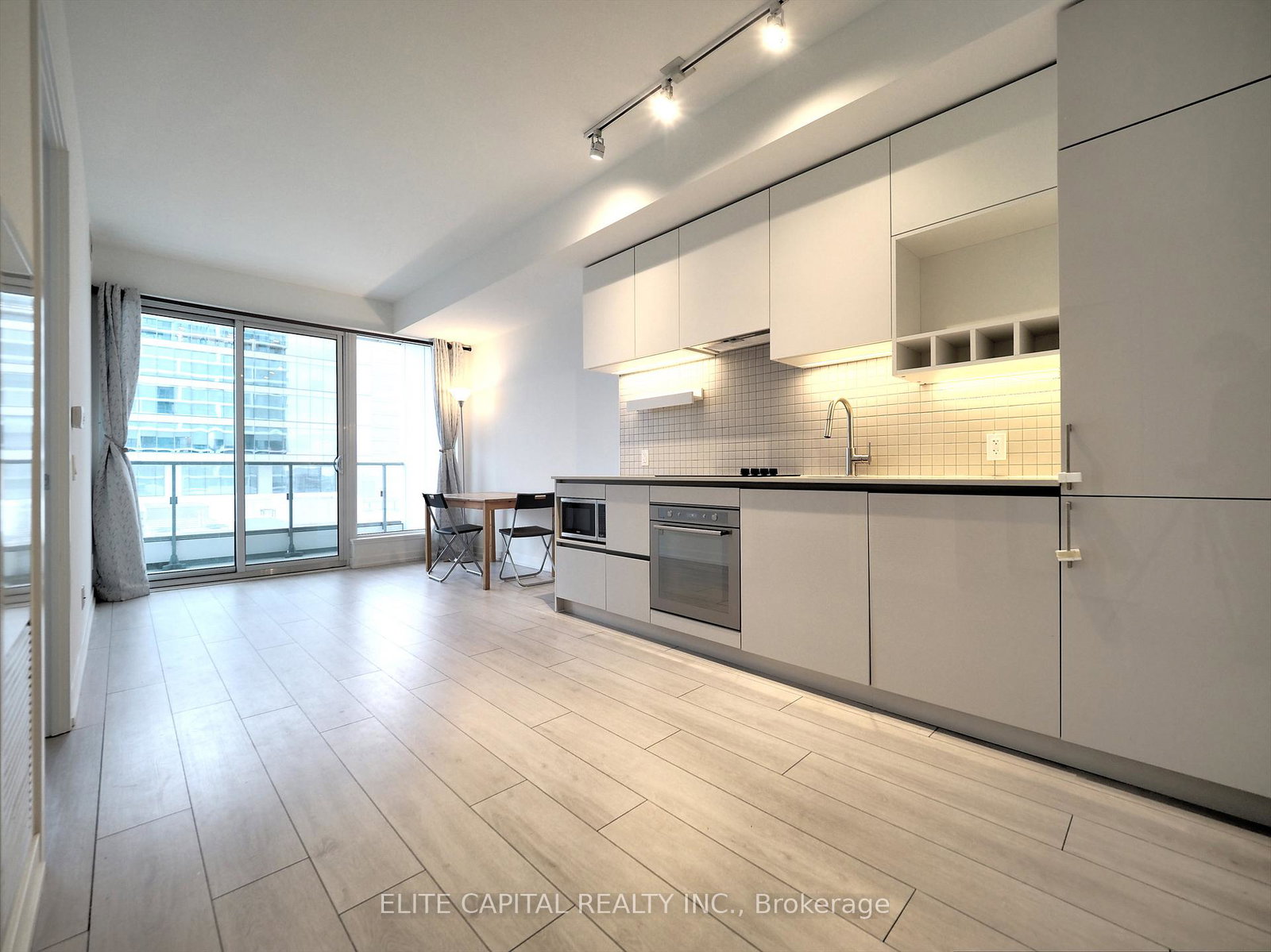 5-buttermill-avenue-vaughan-ontario-n13832658