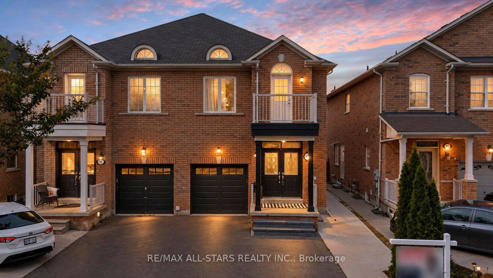 93-arco-circle-vaughan-ontario-n13832848