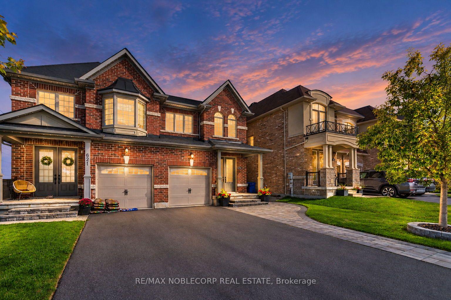 619-sweetwater-crescent-newmarket-ontario-n13833900