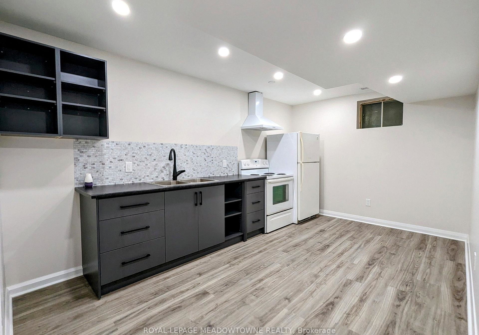 737-botany-hill-crescent-newmarket-ontario-n13834202