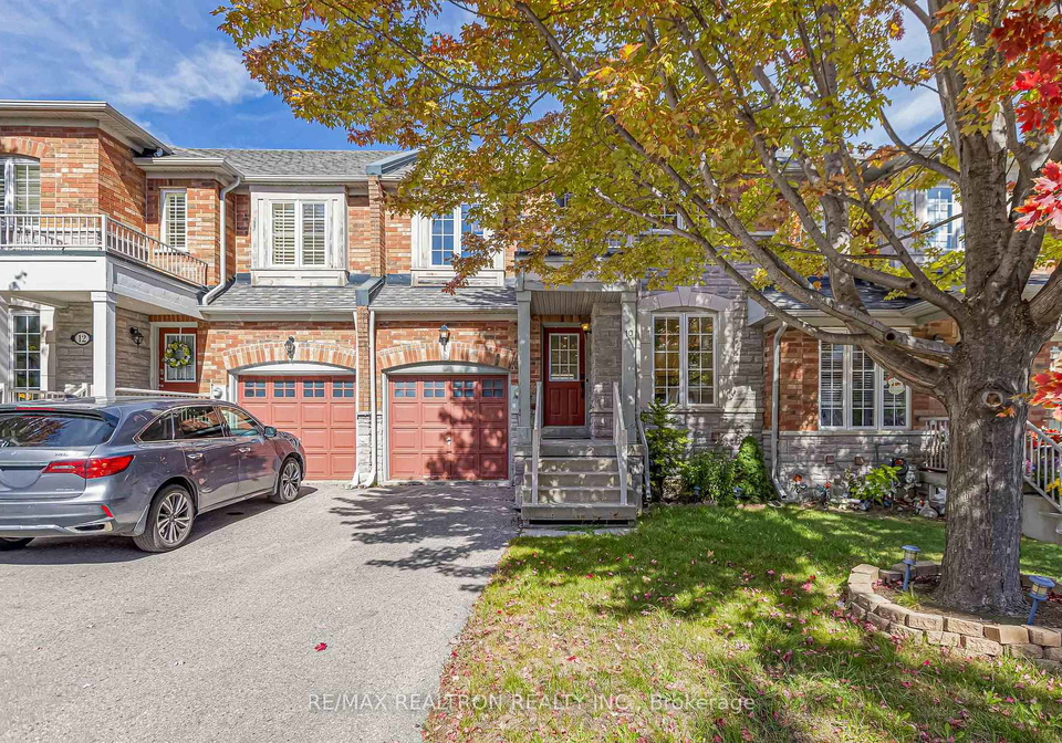 10-macgregor-avenue-richmond-hill-ontario-n13834888