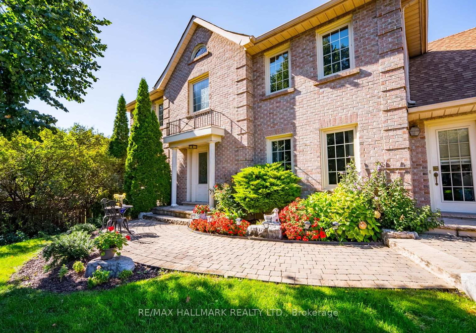 29-longwater-chase-markham-ontario-n13834918