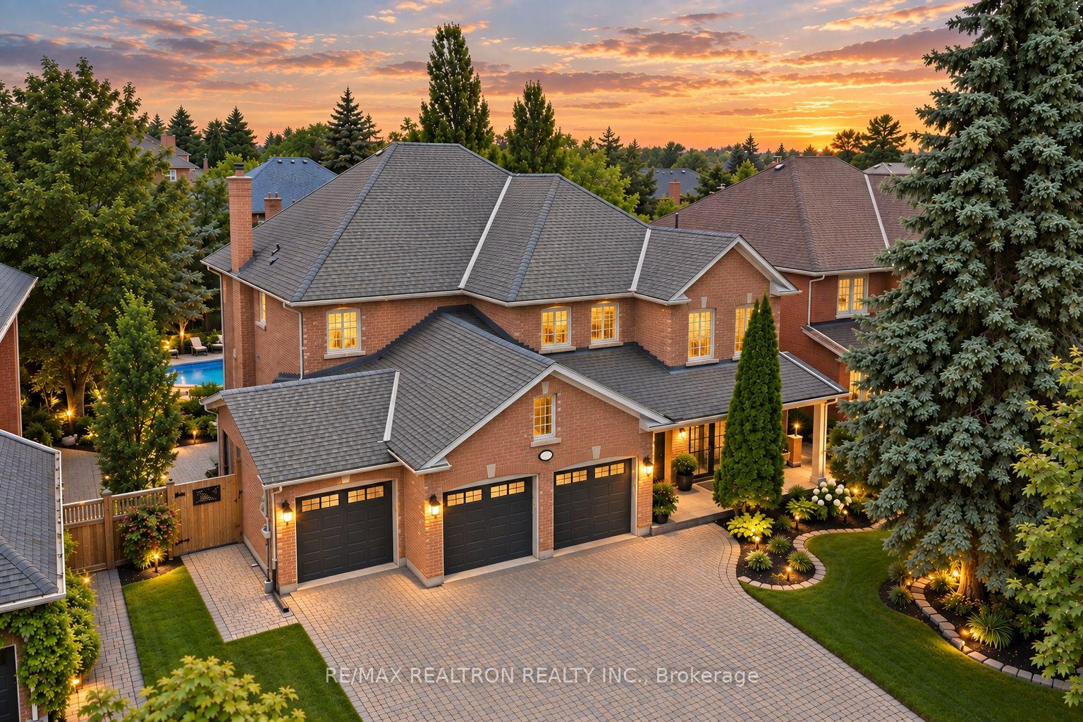 653-exceller-circle-newmarket-ontario-n13834998